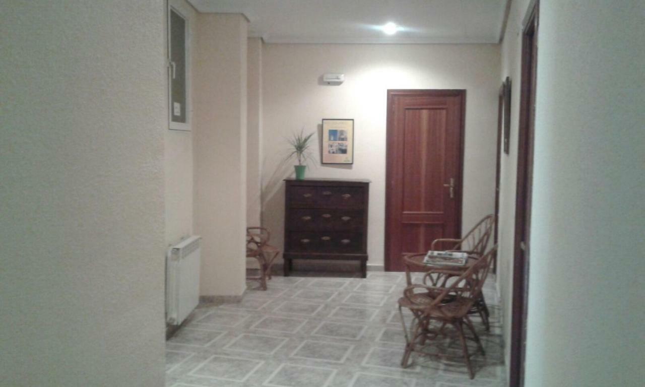 Hostal Avila Оканья Экстерьер фото